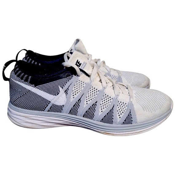 NIKE Womens Flyknit Lunar 2 in Wolf Grey/Black/White, Size 8.5 - Picture 1 of 5